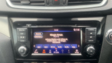 Nissan Qashqai 1.3 DiG-T N-Motion 5dr Petrol Hatchback